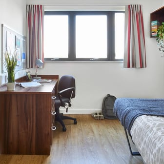 Classic Plus Ensuite - Image 2