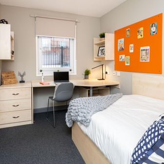 Classic Ensuite - Image 2