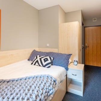 Classic Ensuite - Image 1