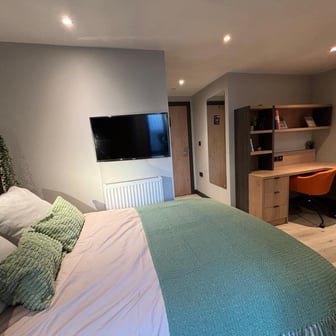 Standard Studio - Image 2