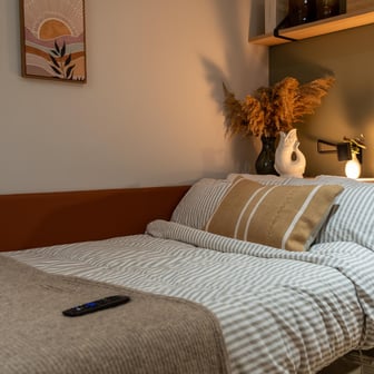 Premium Ensuite, Standard Floors - Image 1