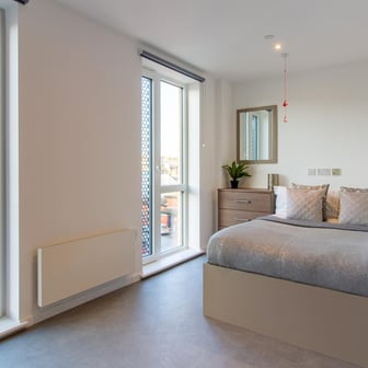 Premium Studio Plus - Image 1