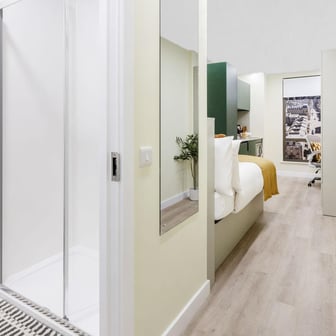 Luxury Penthouse Studio - Image 5