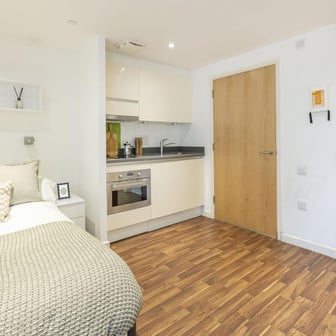 Premium Upper Floor - Image 4