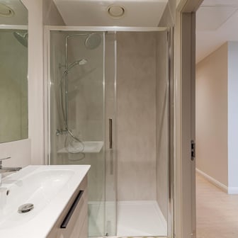 Premium Plus Studio - Image 7