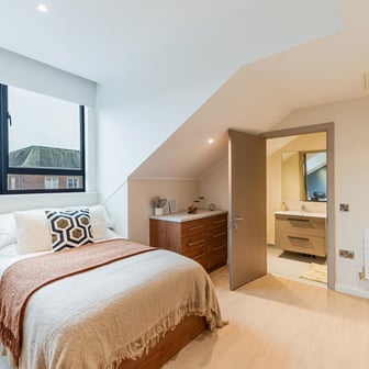 Premium Plus Studio - Image 5