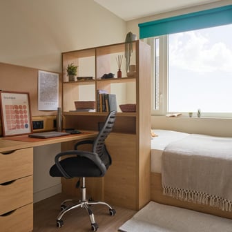 Deluxe Ensuite - Image 2