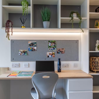 Deluxe Studio - Image 6