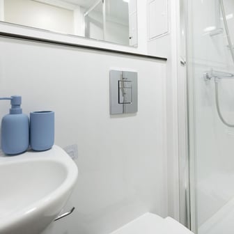 Superior Ensuite - Image 3