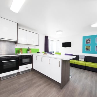 Bronze En Suite - Image 4