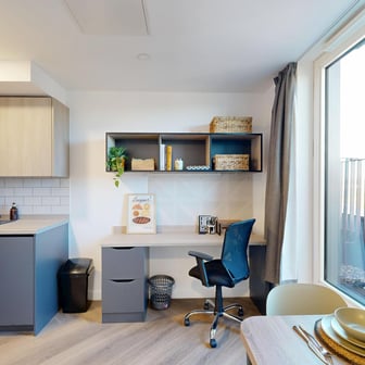 Classic Plus Studio - Image 1