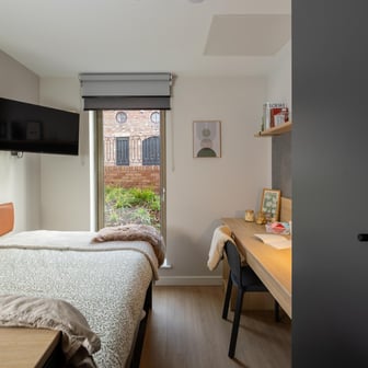 Classic Ensuite, Standard Floors - Image 1