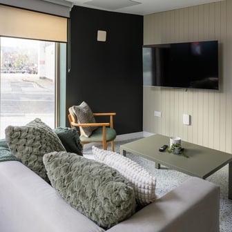 Classic Ensuite, Upper Floors - Image 8