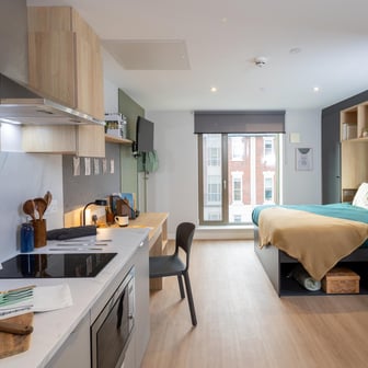 Classic Studio, Penthouse - Image 2