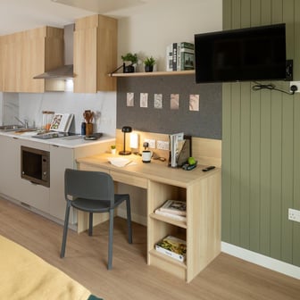 Classic Studio, Standard Floors - Image 3