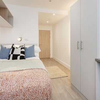 Classic Studio - Image 1