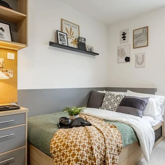 Premium Plus Studio - Image 8