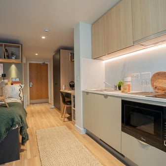 Classic Studio, Lower Tower - Image 3