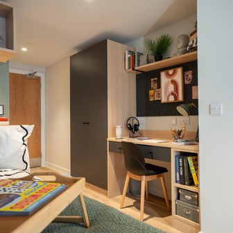 Classic Studio, Lower Tower - Image 2