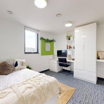 Premium Studio - Image 1