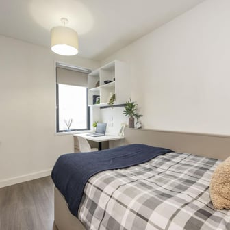 4 Bed Ensuite - Image 2