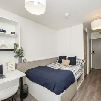 4 Bed Ensuite - Image 1