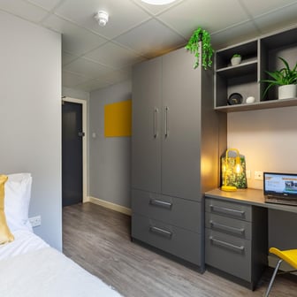 Classic Ensuite - Image 6