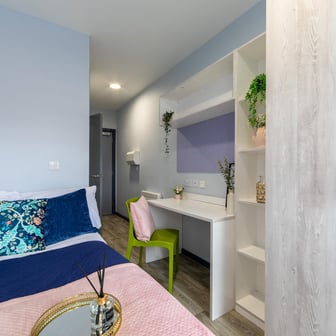 Silver Ensuite - Image 13