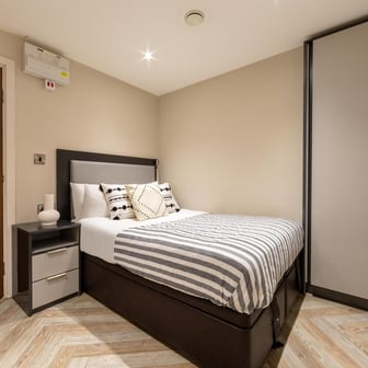 Gold 2 Bed Apartment - Image 1