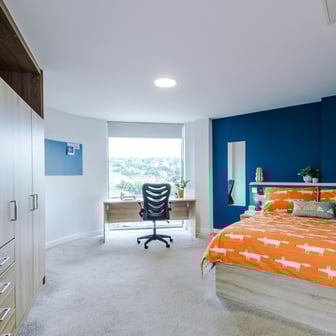 Premium Studio - Image 1