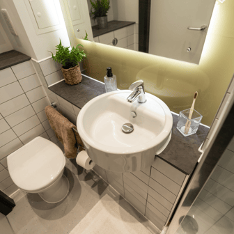 Platinum Plus En Suite (Loft) - Image 6