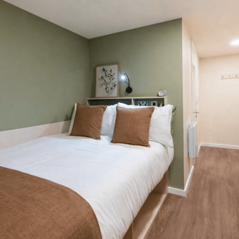 Bronze Plus Studio - Image 1