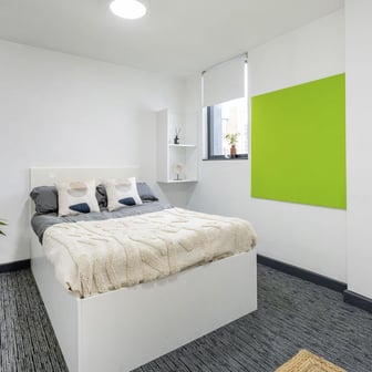 Premium Plus Ensuite - Image 2