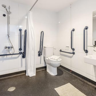 Premium Plus Ensuite - Image 3