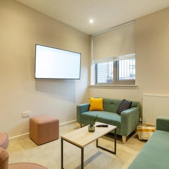 10 Bed Ensuite - Image 4