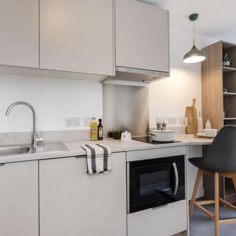 Bronze Plus Studio - Image 2