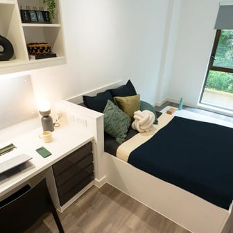Elite Ensuite - Image 2