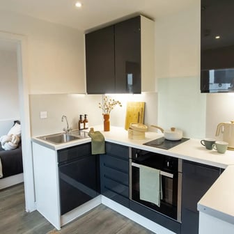 Two Bed Club Apartment - Image 4