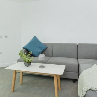 Classic Plus 7-8 Bed Ensuite - Image 12