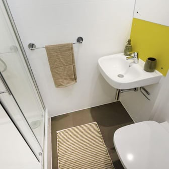 Premium Ensuite - Image 6