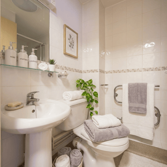 Ultimate Plus Ensuite - Image 9