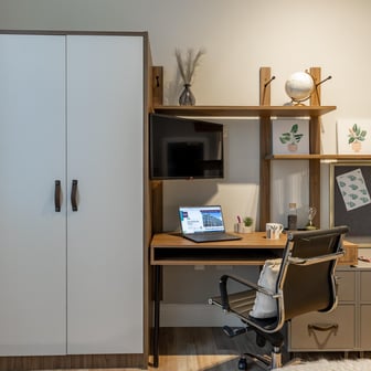 Gold Ensuite - Image 3