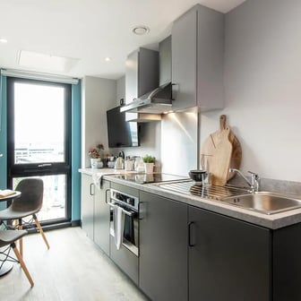 Ultra Premium 2 Bed Apartment - Image 1