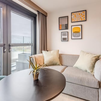 Penthouse One Bedroom - Image 12