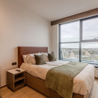 Penthouse One Bedroom - Image 15