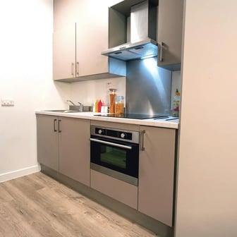 Block B Penthouse Studio - Image 5