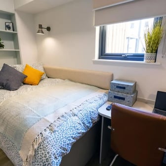 Ultra Studio - Image 1