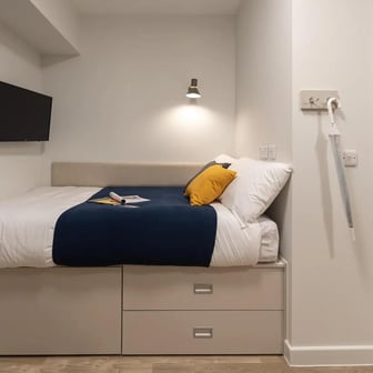 Premium Studio - Image 2