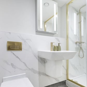 Superior Mezzanine Studio - Image 8