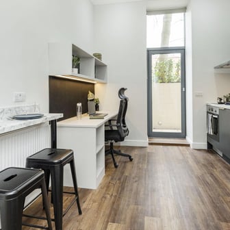 Superior Mezzanine Studio - Image 2